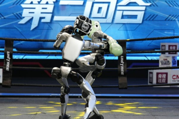 Xitoyda robotlar ilk bor ringda bir-biri bilan olishdi