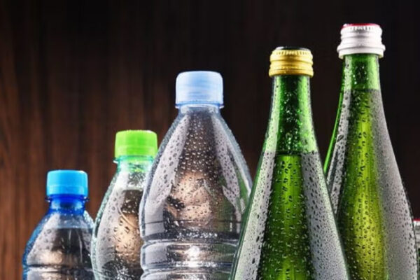 Shisha butilkalarda plastik butilkaga nisbatan ko‘proq mikroplastmassa borligi aniqlandi