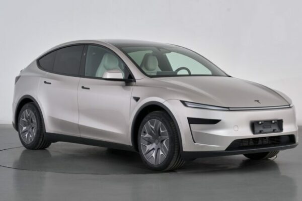 Tesla yangilangan Model Y elektromobilini taqdim qildi