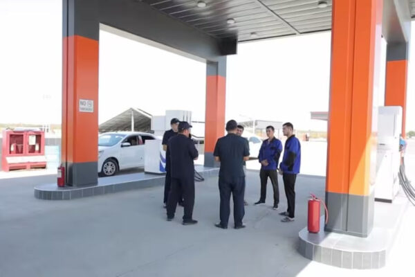 Sirdaryoda yong‘in va portlash xavfi sabab 4 ta zapravka vaqtincha yopildi