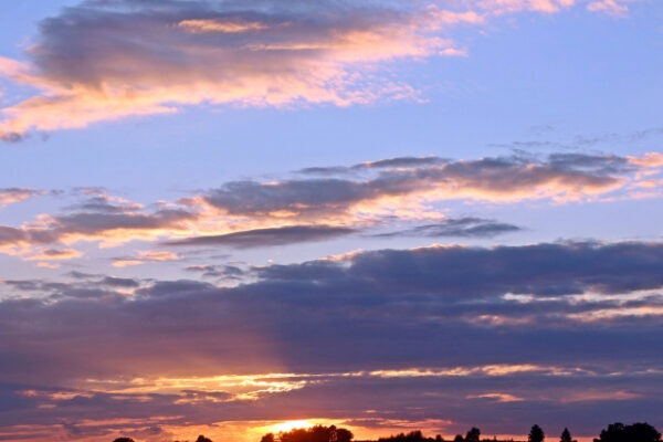 Dam olish kunlari O‘zbekistonda havo biroz bulutli bo‘lad