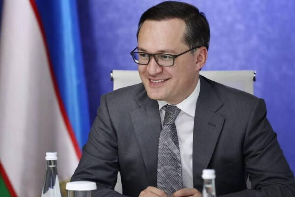 Komil Allamjonov AQSH hukumatiga o‘zbekistonliklar uchun 10 yillik vizalar joriy etishni taklif qildi