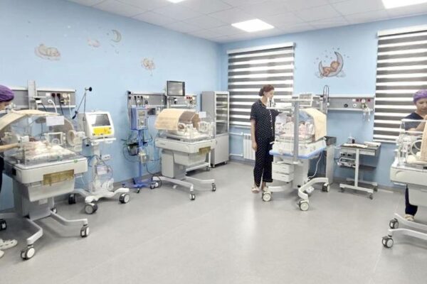 Toshkent tumanida bir oilada 4 egizak dunyoga keldi